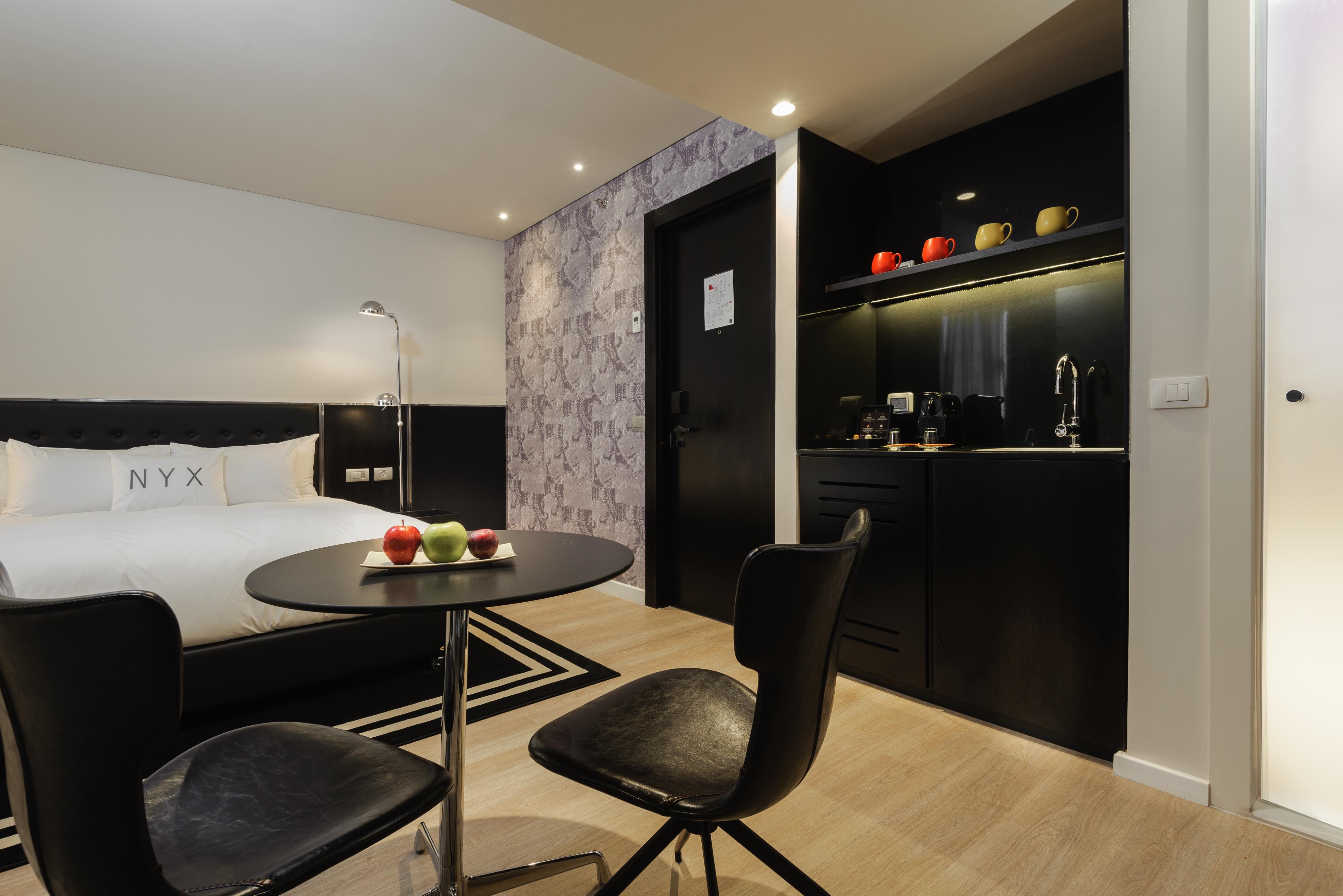 Hotel Nyx